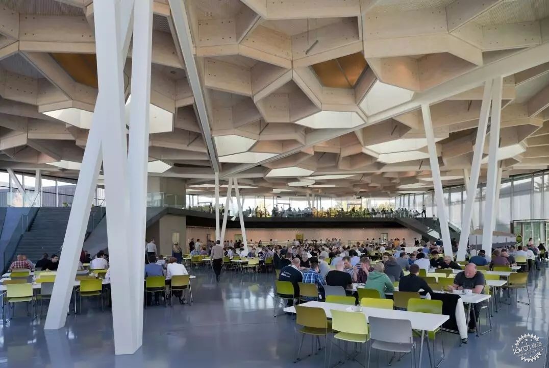 餐厅|TRUMPF厂区餐厅及活动空间第17张图片